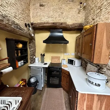 Quirky Tiny Home In York Moors Exterior photo