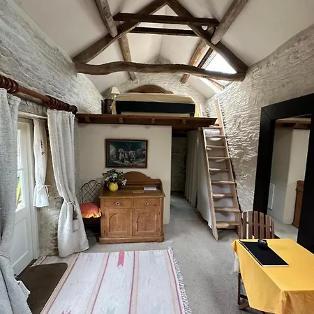 Quirky Tiny Home In York Moors Exterior photo