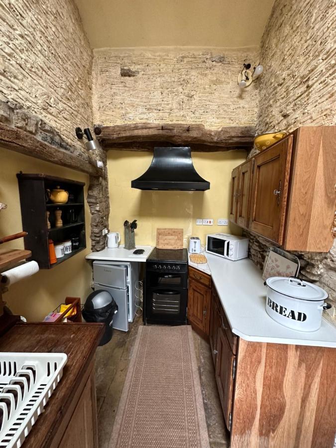 Quirky Tiny In Moors