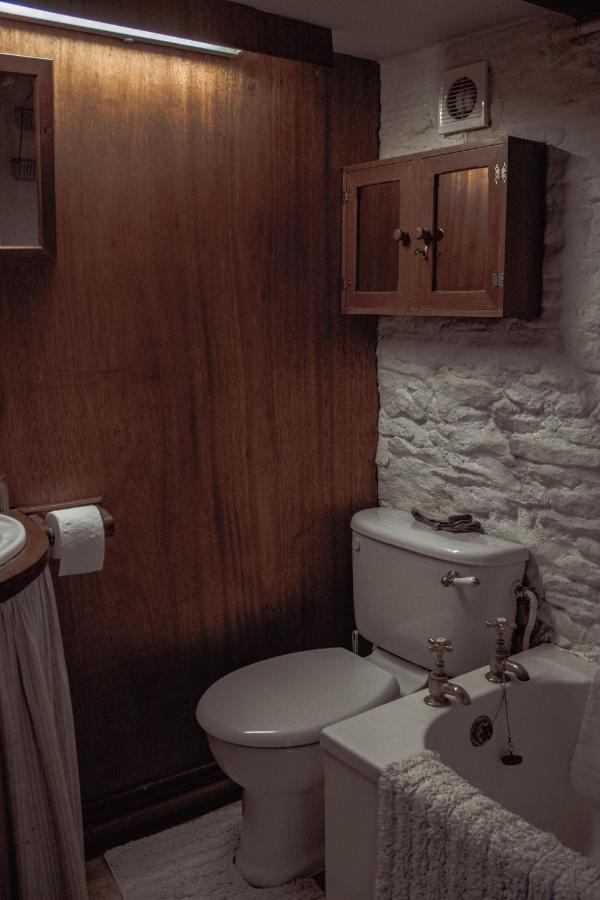 Quirky Tiny In Moors